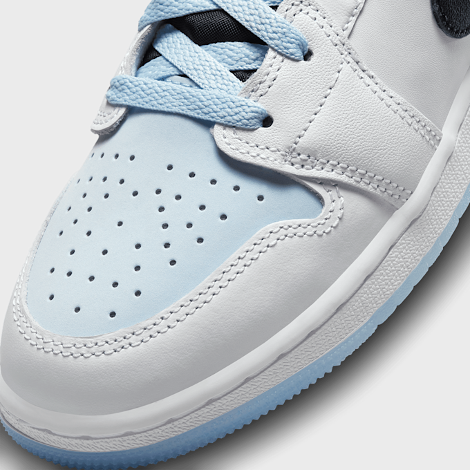 Jordan Air Jordan 1 Mid SE Big Kids' Shoes (GS) blu 20868 6