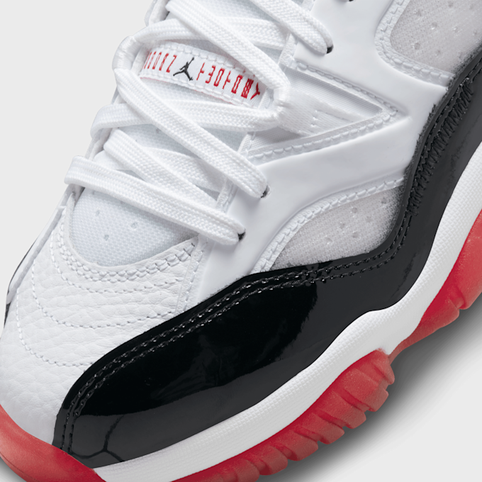 Jordan Jumpman Two Trey (GS) bijela 20887 7