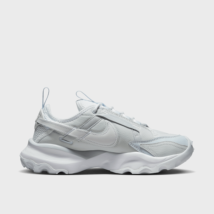 Nike WMNS TC 7900 PRM 2 grau 20924 2