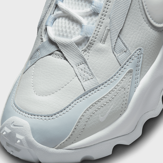 Nike WMNS TC 7900 PRM 2 grau 20924 7