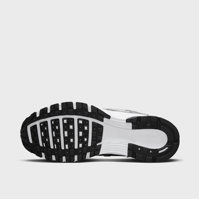 Nike WMNS P-6000 plata 20928 3