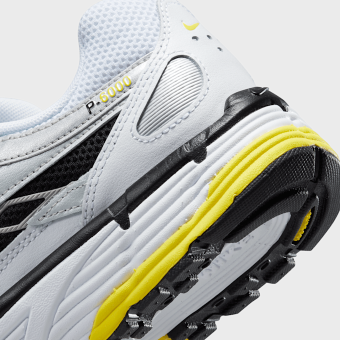 Nike WMNS P-6000 blanc 20930 8