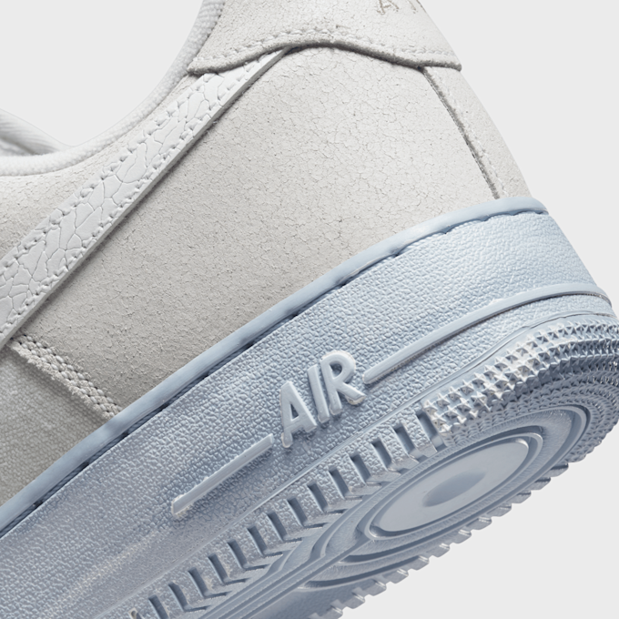 Nike Air Force 1 '07 LV8 EMB bianco 20978 5