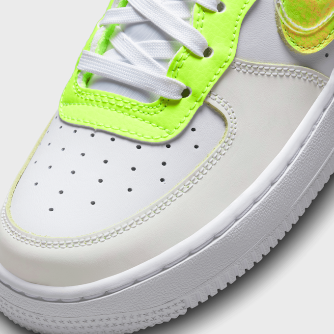 Nike Air Force 1 LV8 (GS) weiß 20988 1