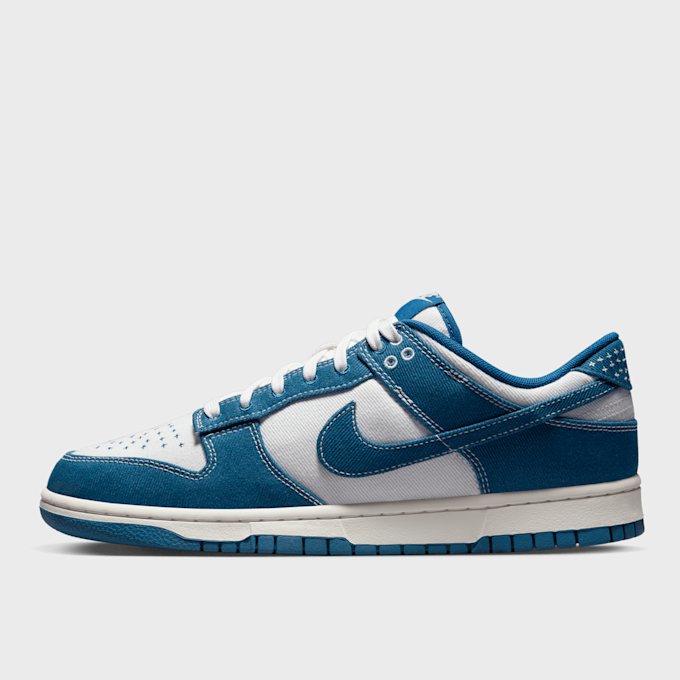 Nike Dunk Low Retro SE bleu 21060 1