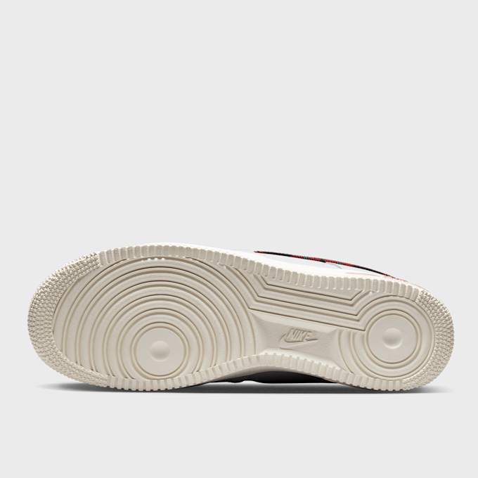 Nike   Air Force 1 '07 LV8 biały 21093 3