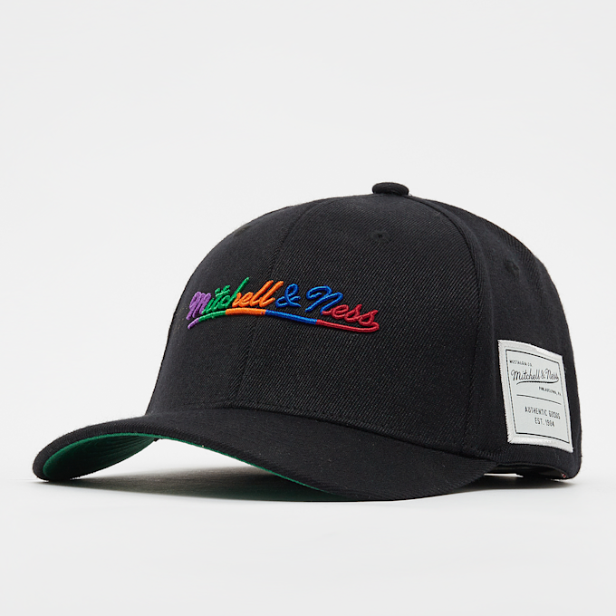 Mitchell & Ness Comfy Core Stretch Snapback noir 21759 1