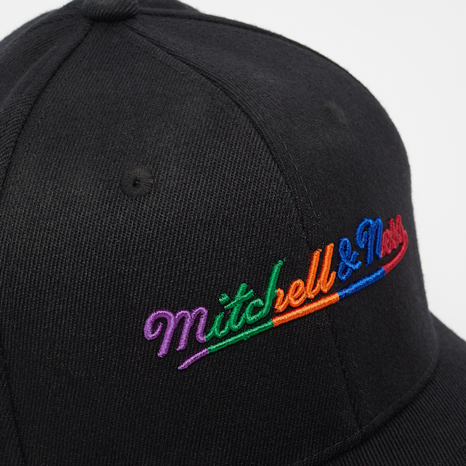 Mitchell & Ness Comfy Core Stretch Snapback crna 21759 5