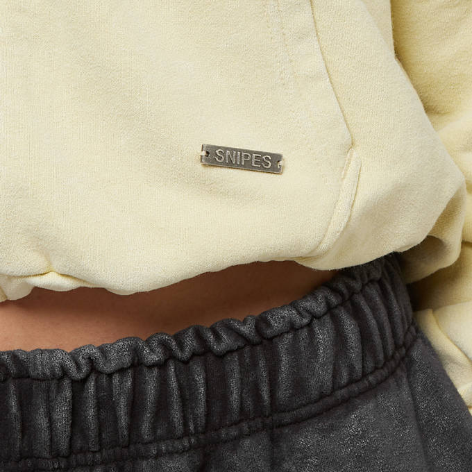 SNIPES Large Old English Logo Washed Oversized Cropped Zip Hoodie vert 21779 3