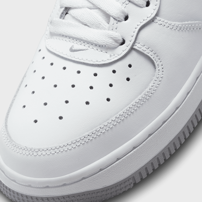 Nike   Air Force 1 Mid LE (GS) blanco 21835 7