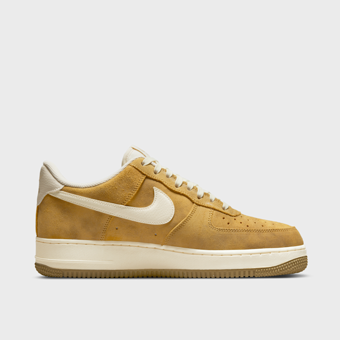 Nike WMNS Air Force 1 '07 beige 21937 2