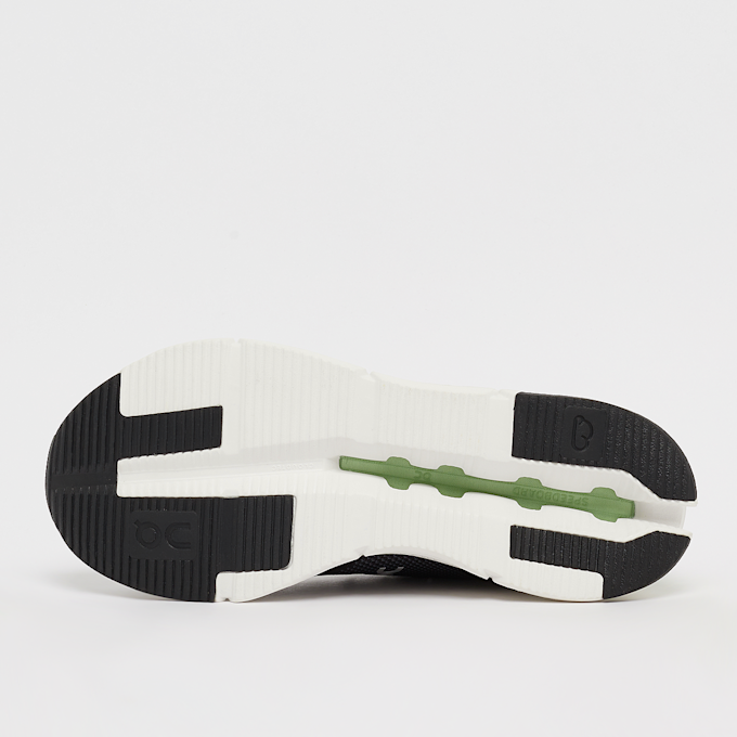 On Cloudnova zwart 22658 4