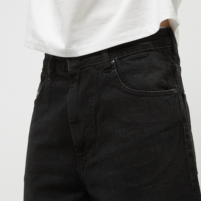 Reell Belmont Short preto 19765 3