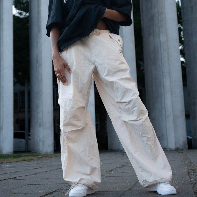 Karl Kani Small Signature Parachute Pants bianco 19818 6