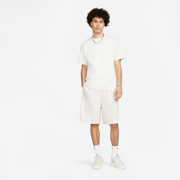 Nike Sportswear Sportswear Premium Essentials T-Shirt beige 20129 7