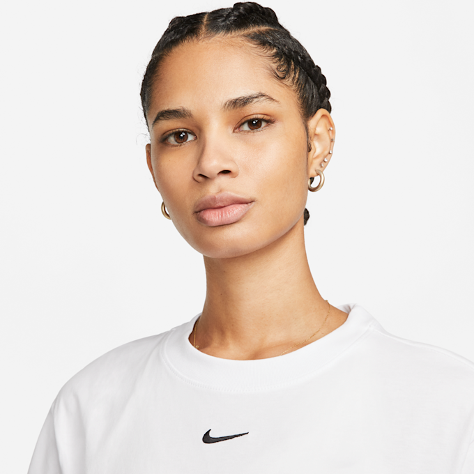 Nike Sportswear Essential Short-Sleeve T-Shirt Dress weiß 20200 3
