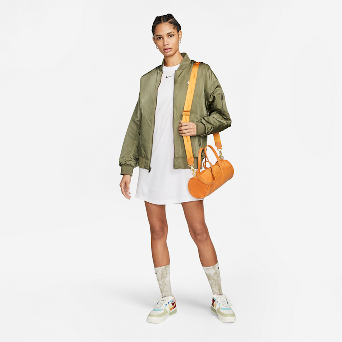 Nike Sportswear Essential Short-Sleeve T-Shirt Dress wit 20200 5