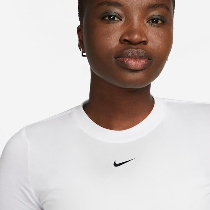 Nike Sportswear Essential Slim Crop Tee wit 20216 3