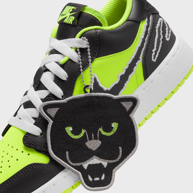 Jordan 1 Low SE (GS) crna 25608 9