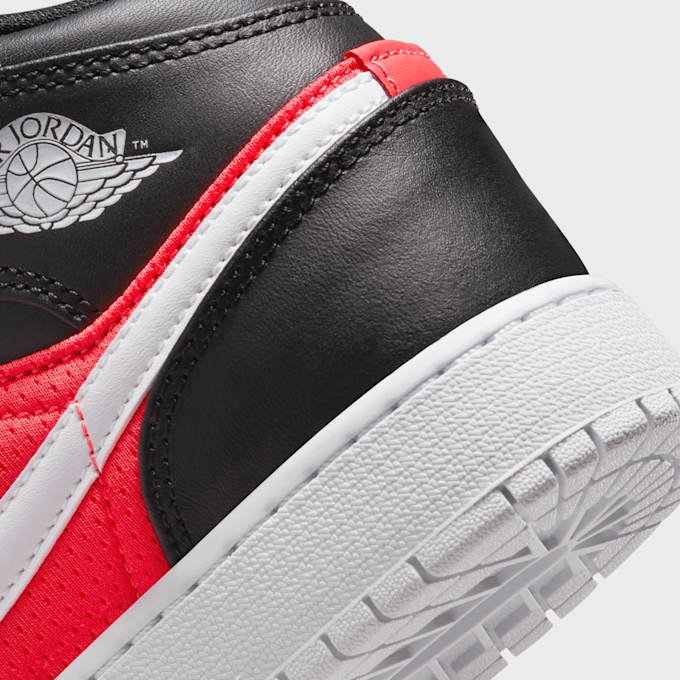 Jordan Air Jordan 1 Mid SE (GS) czarny 25611 7