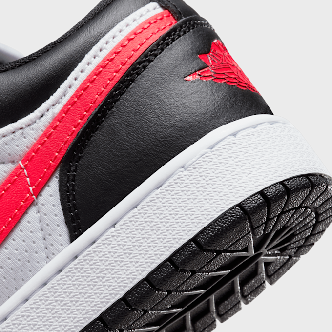 Jordan 1 Low SE (GS) czerwony 25612 8