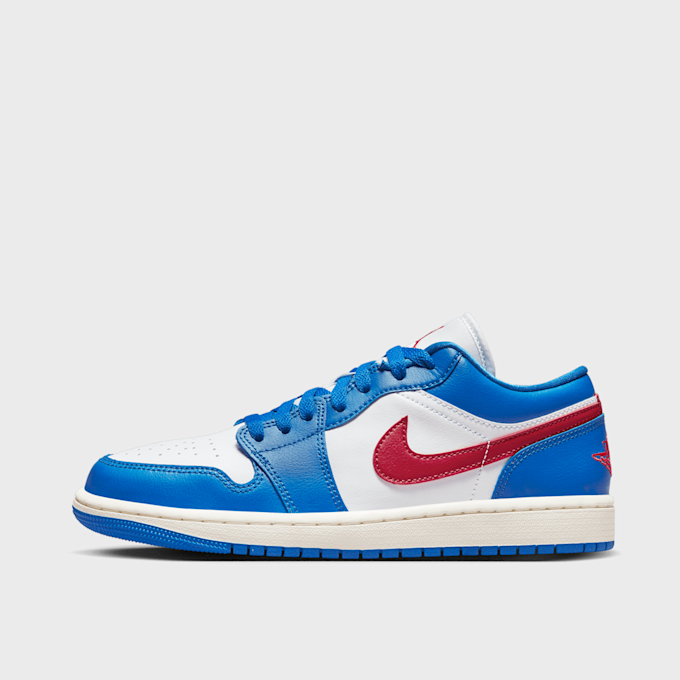 Jordan WMNS Air Jordan 1 Low blau 25683 1