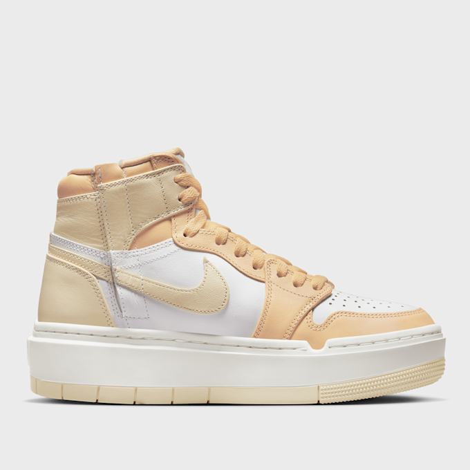 Jordan WMNS Air Jordan 1 Elevate High bege 25685 2