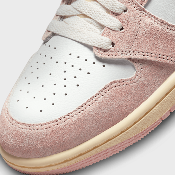 Jordan WMNS Air Jordan 1 Retro Hi OG bijela 25693 7