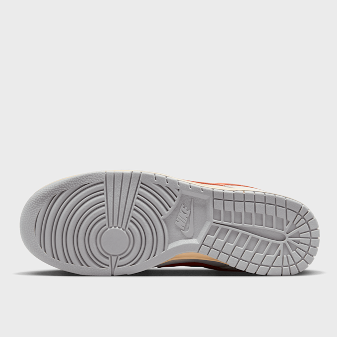 Nike Dunk Low SE blanco 25703 3