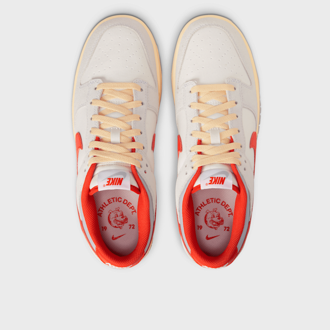 Nike Dunk Low SE biały 25703 6