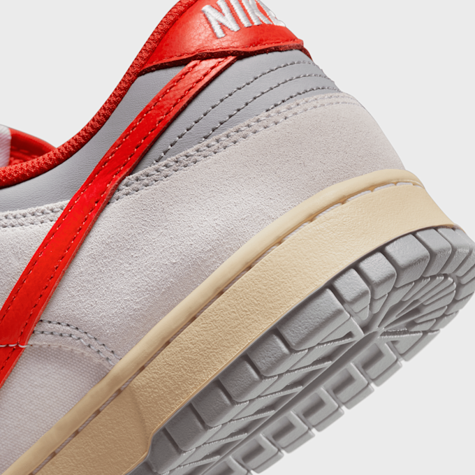 Nike Dunk Low SE branco 25703 8