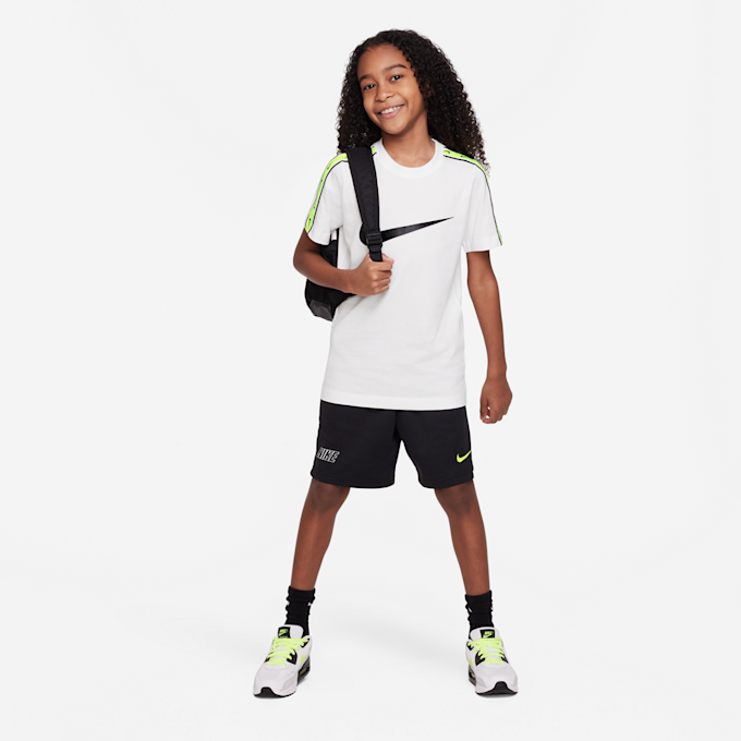 Nike Sportswear Repeat T-Shirt blanc 25736 4