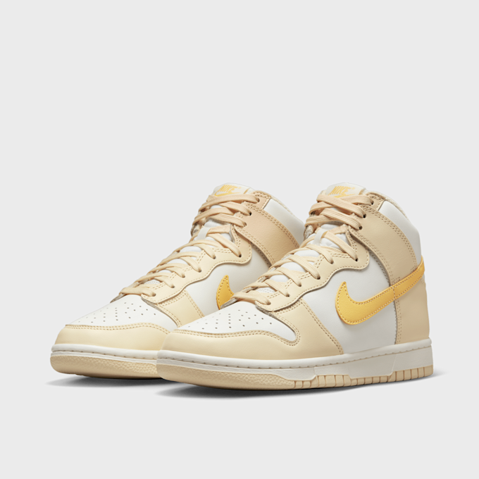 Nike WMNS Dunk High bijela 25807 4
