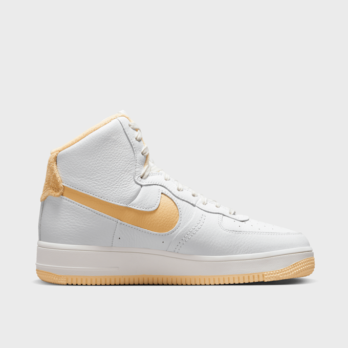 Nike WMNS Air Force 1 Sculpt blanco 25808 2