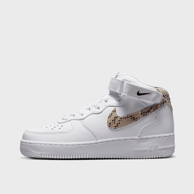 Nike WMNS Air Force 1 '07 Mid blanc 25811 1