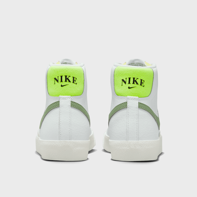 Nike WMNS Blazer Mid '77 blanc 25814 5