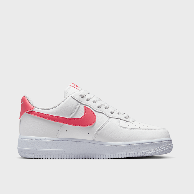 Nike Air Force 1 '07 SE bijela 25823 2