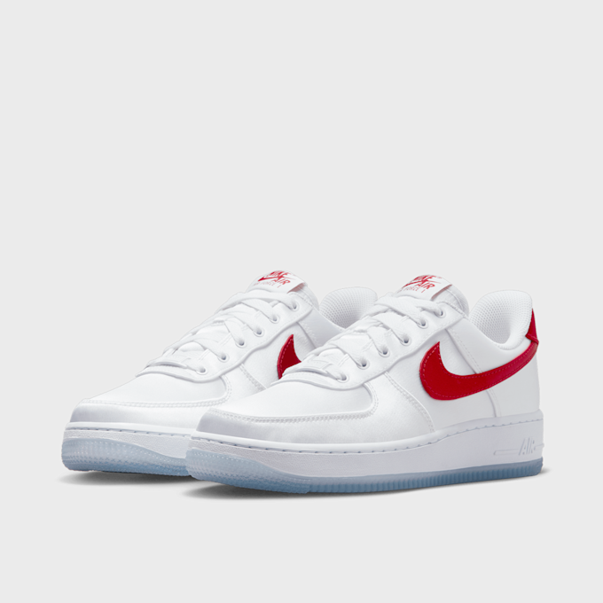 Nike WMNS Air Force 1 '07 blanc 25831 4