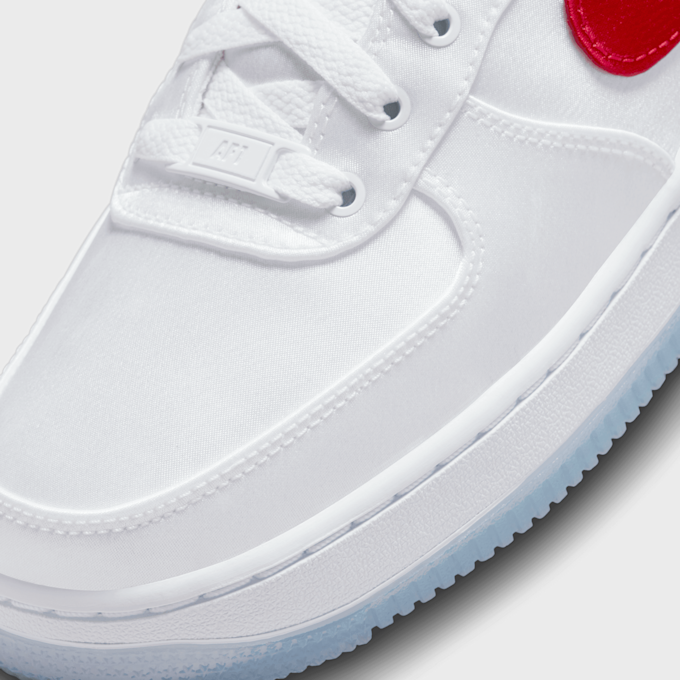 Nike WMNS Air Force 1 '07 blanc 25831 7