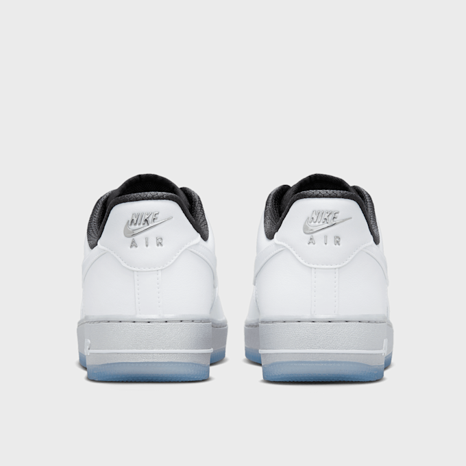 Nike WMNS Air Force 1 '07 SE blanc 25836 5