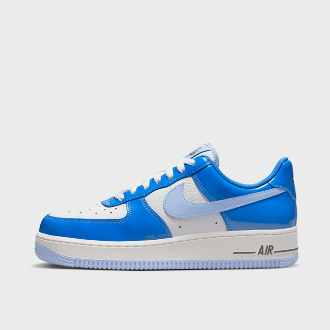 Nike WMNS Air Force 1 '07 bijela 25845 1