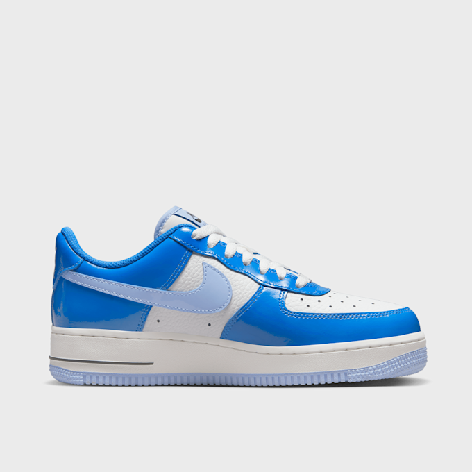 Nike WMNS Air Force 1 '07 weiß 25845 2