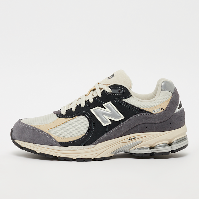 New Balance 2002 siva 26408 1