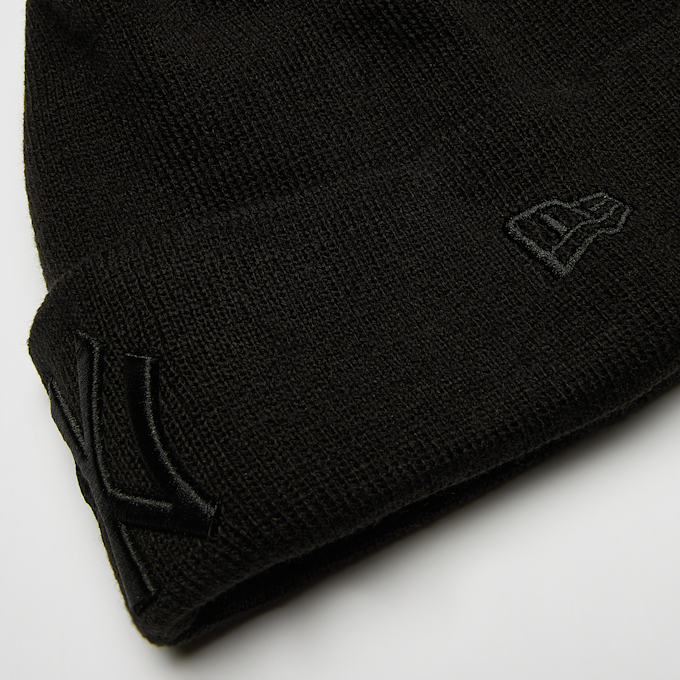 New Era MLB Essential Cuff Beanie MLB New York Yankees preto 26543 3