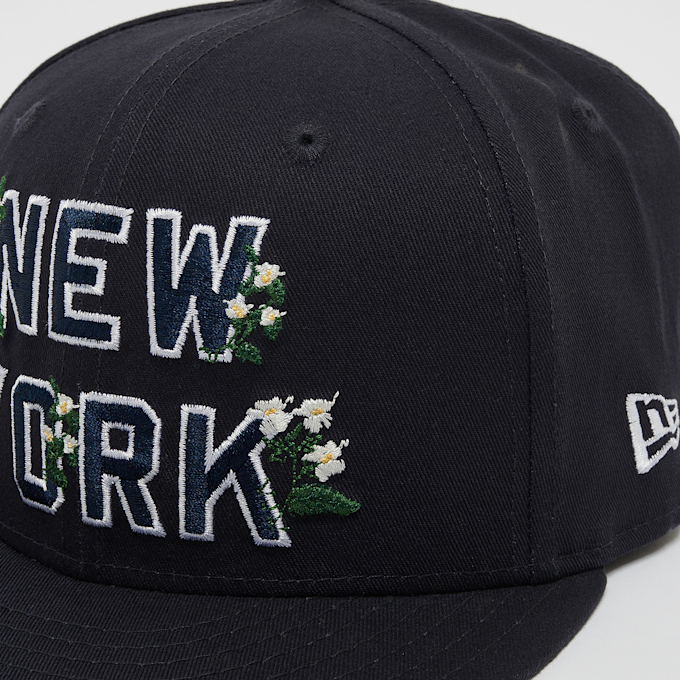 New Era 9Fifty Flower Wordmark MLB New York Yankees blauw 26612 4