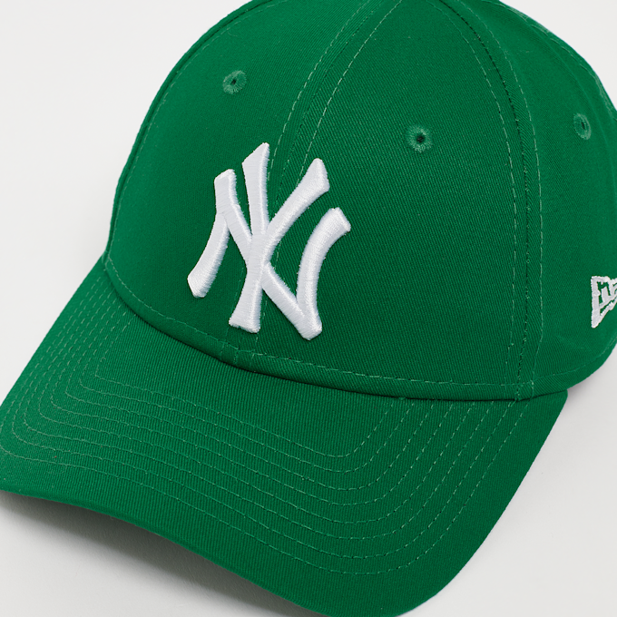New Era 9Forty Female League Essential MLB New York Yankees vert 26619 4