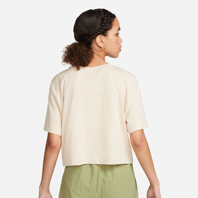 Nike Sportswear Essential Cropped T-Shirt bež 44 2