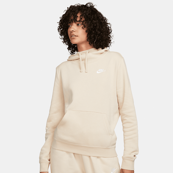 Nike Sportswear Club Fleece Funnel-Neck Hoodie rouge 27179 1