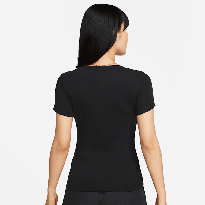 Nike Sportswear Essential Rib Shortsleeve Midrunner Crop Top czarny 27225 2