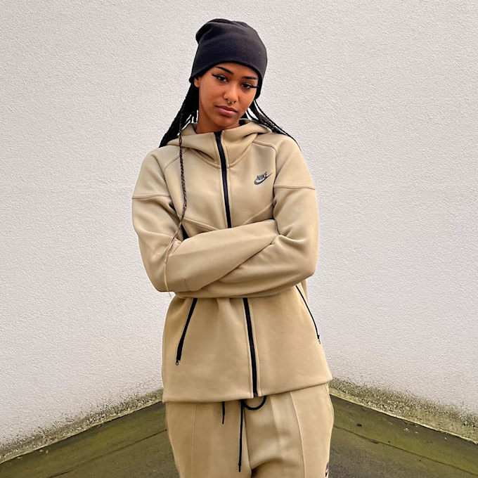 Nike Sportswear Tech Fleece Windrunner Hoodie rosa 27231 4